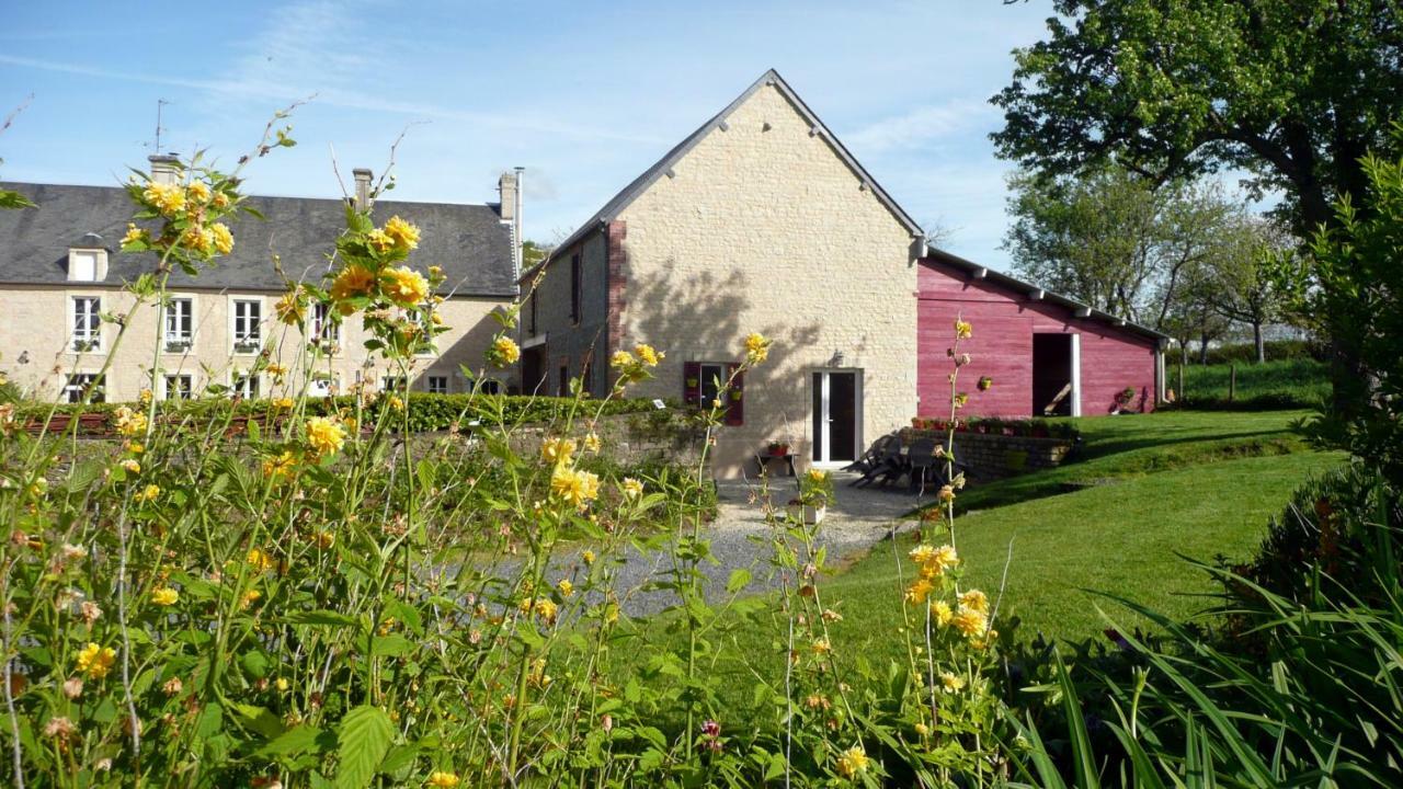 Gite De La Cour Vautier Mandeville-en-Bessin Eksteriør billede
